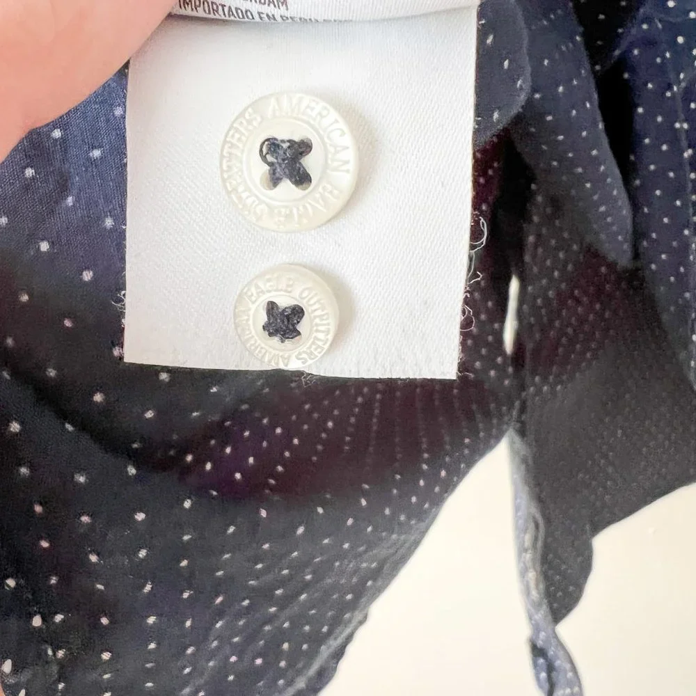 MT American Eagle Classic Fit Seriously Soft Dots Blue White Button Down Tall - Picture 7 of 8